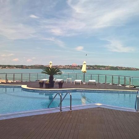 Apartment Sand Lilies Sozopol Bagian luar foto