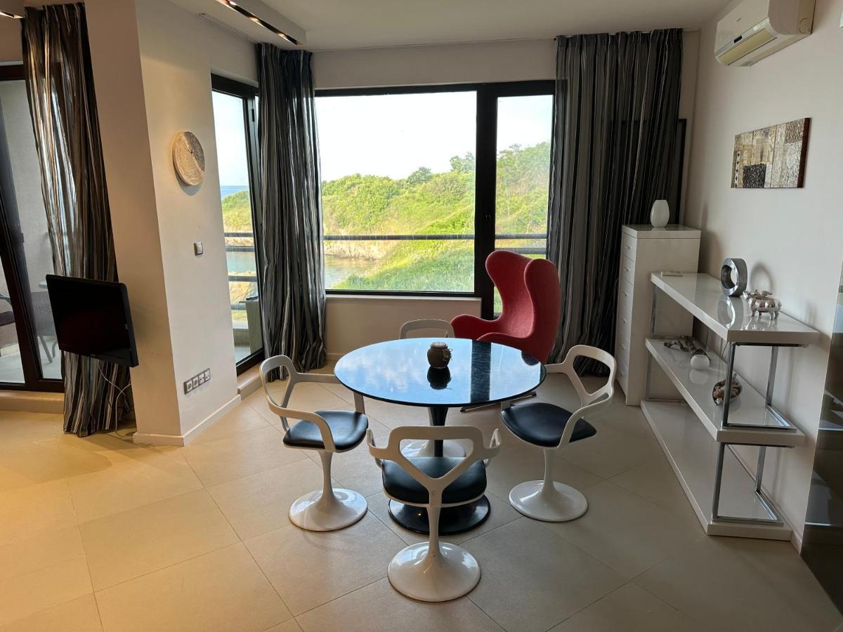 Apartment Sand Lilies Sozopol Bagian luar foto